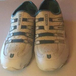 Athletic shoe size 10 brand ELEVEN